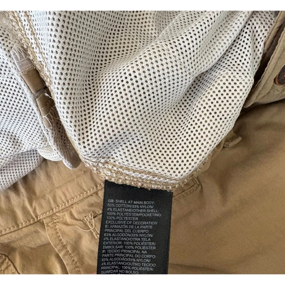 The North Face Khaki Hiking Cargo Shorts Gorpcore‎ Utility Outdoors Trekking